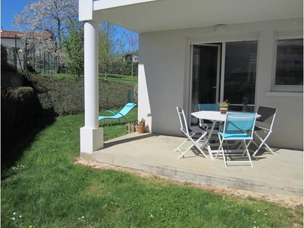 Superbe Appart Avec Jardin Et Piscine Cambo-les-Bains Zewnętrze zdjęcie